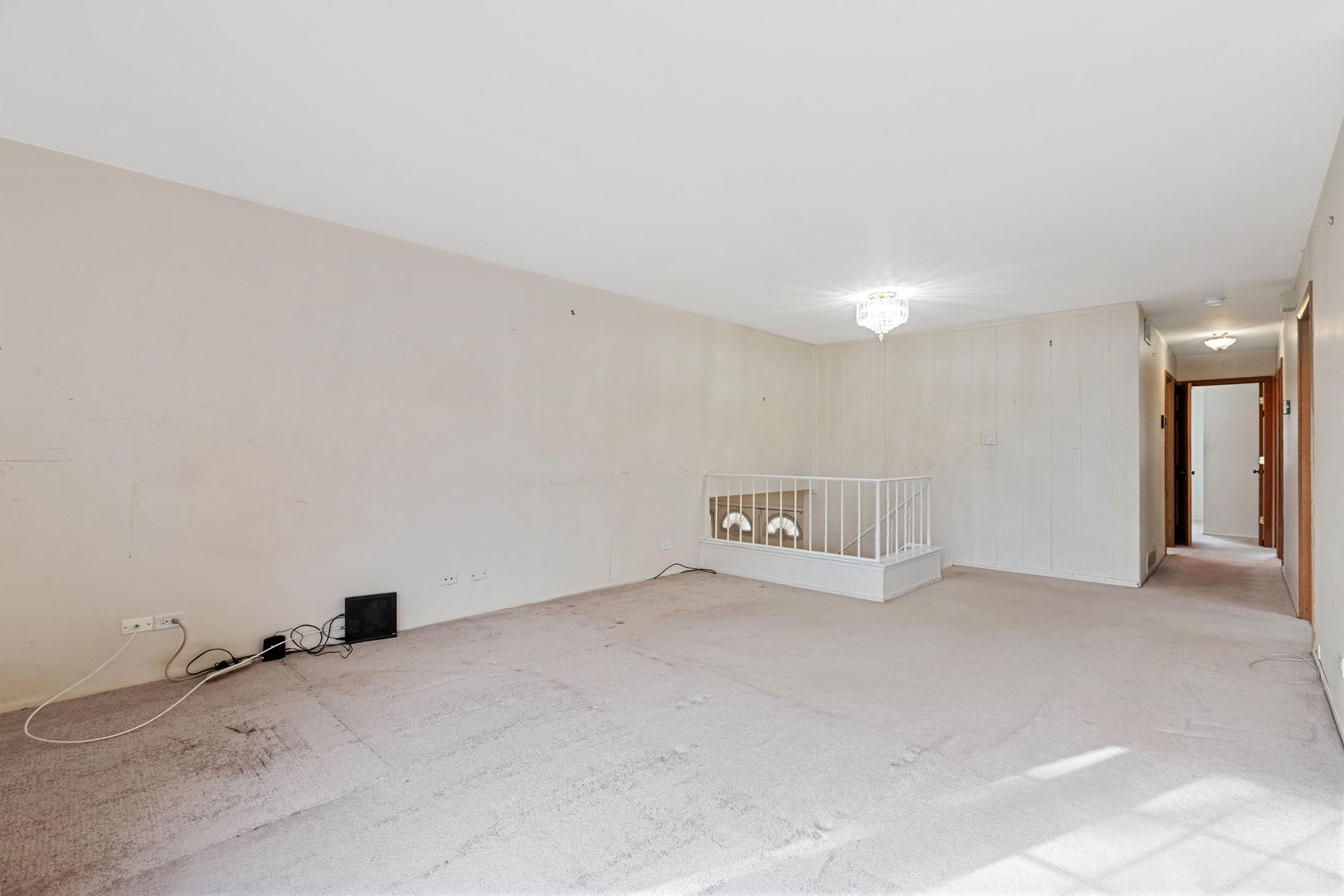1095 Hassell Road Hoffman Estates, IL 60169 - Photo 6 of 39 Gallery Image 6