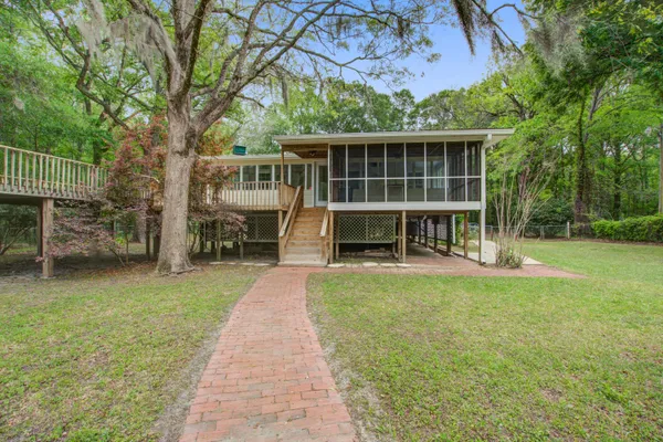 $450,000 | 93 Deepwater Trail, Round O, SC 29474