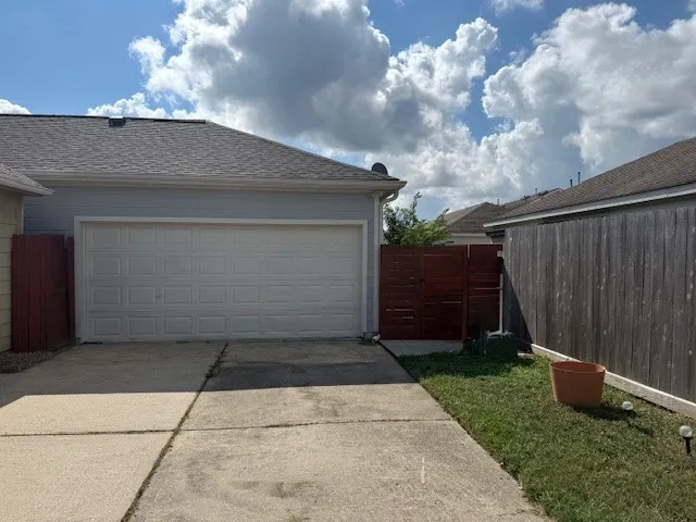 $2,200 | 29715 Meridian Hill Drive, Spring, TX 77386