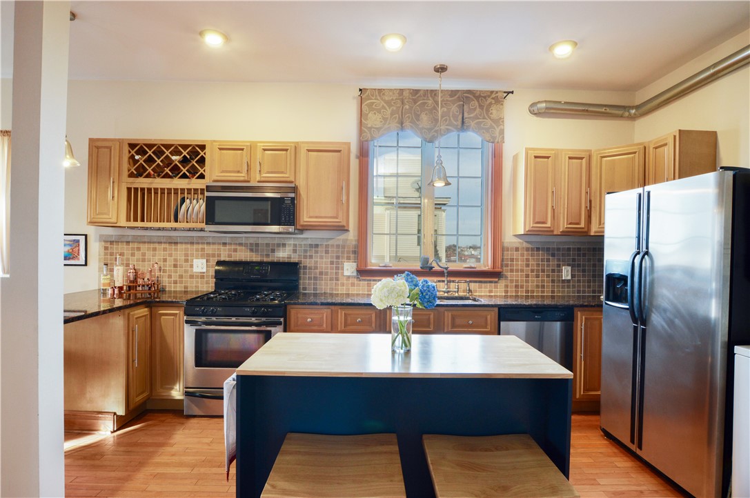 3 Ames Street, Unit 2 Providence, RI 02909 - Photo 12 of 22