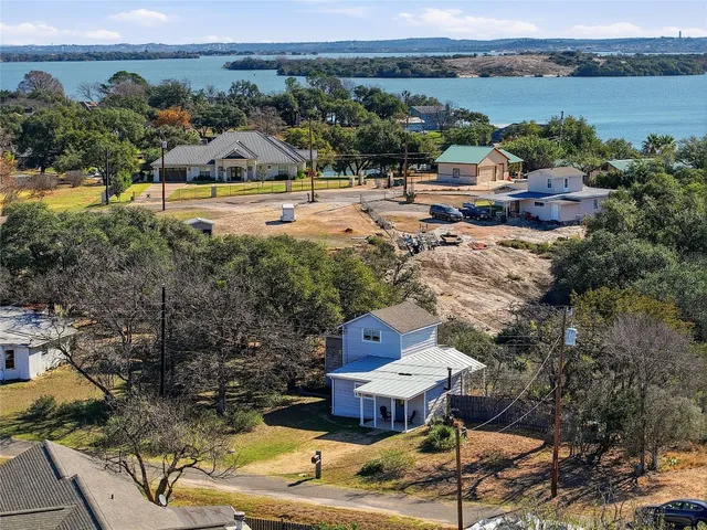 $360,000 | 2505 Belaire W Lane, Marble Falls, TX 78654