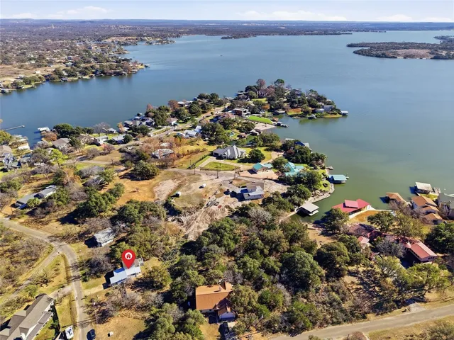 $360,000 | 2505 Belaire W Lane, Marble Falls, TX 78654