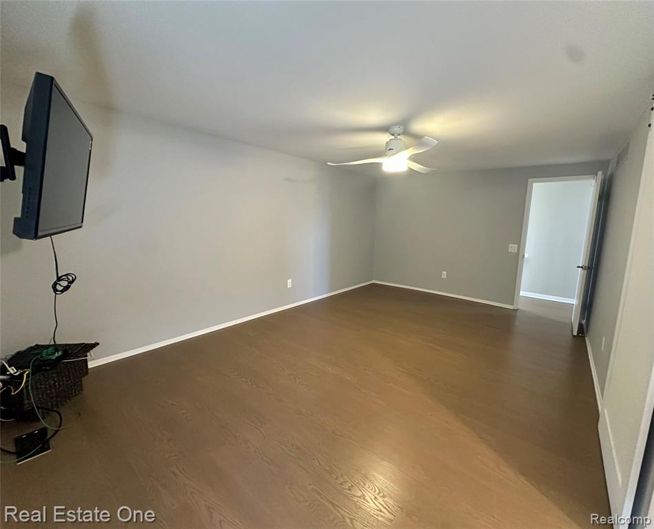 410 Willow Grove Lane Rochester Hills, MI 48307 - Photo 21 of 37