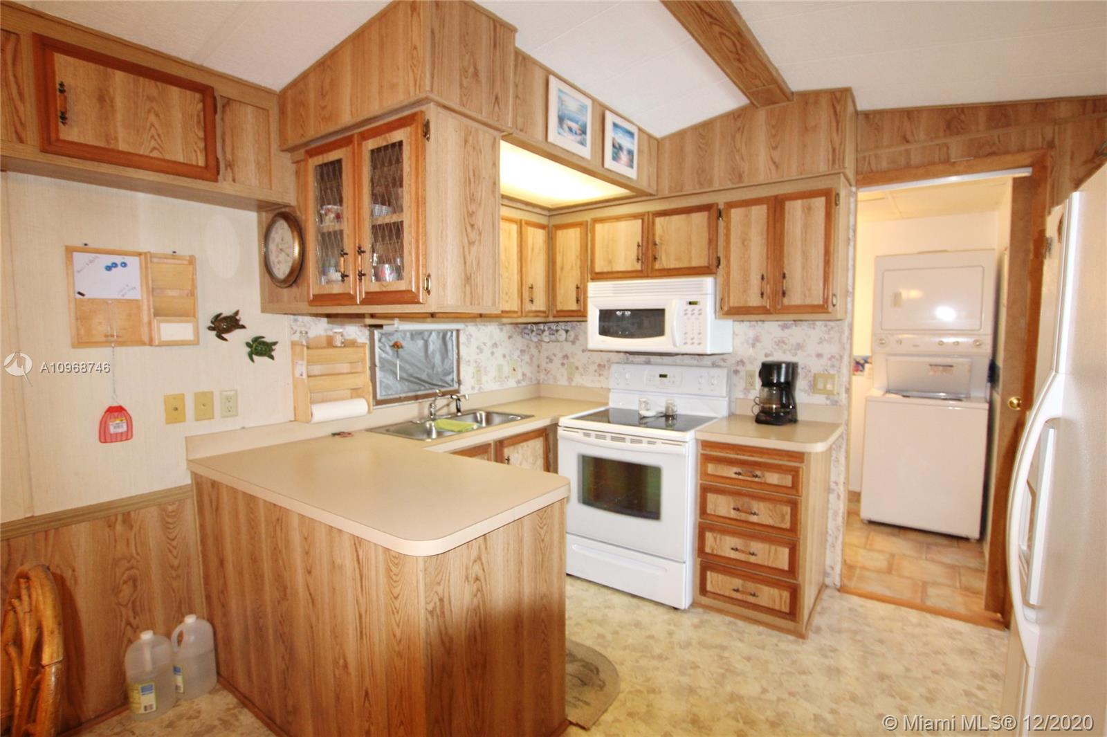 1213 Linda Road, Unit 20 Okeechobee, FL 34974 - Photo 8 of 35