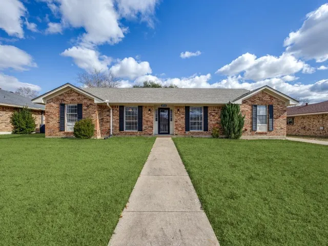 $275,000 | 1713 Crescent Drive, Sherman, TX 75092