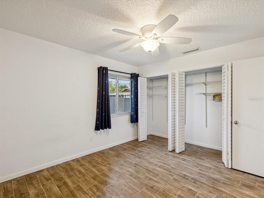 2284 Oak Neck Road, Unit E Clearwater, FL 33763 - Photo 31 of 42 Gallery Image 31