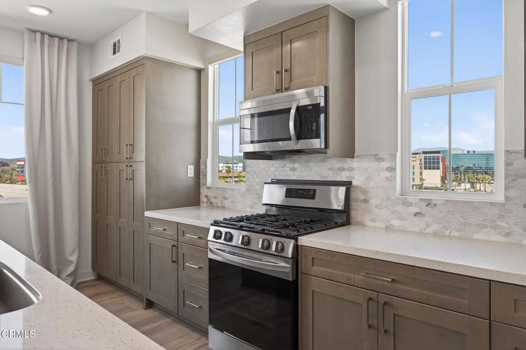 2850 Wagon Wheel Road, Unit 402 Oxnard, CA 93036 - Photo 15 of 38