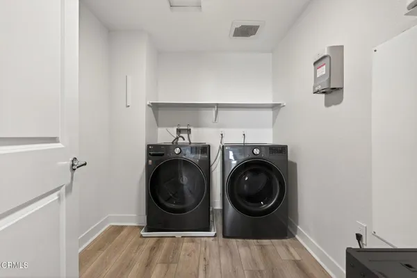 $799,000 | 2850 Wagon Wheel Road, Unit 402, Oxnard, CA 93036