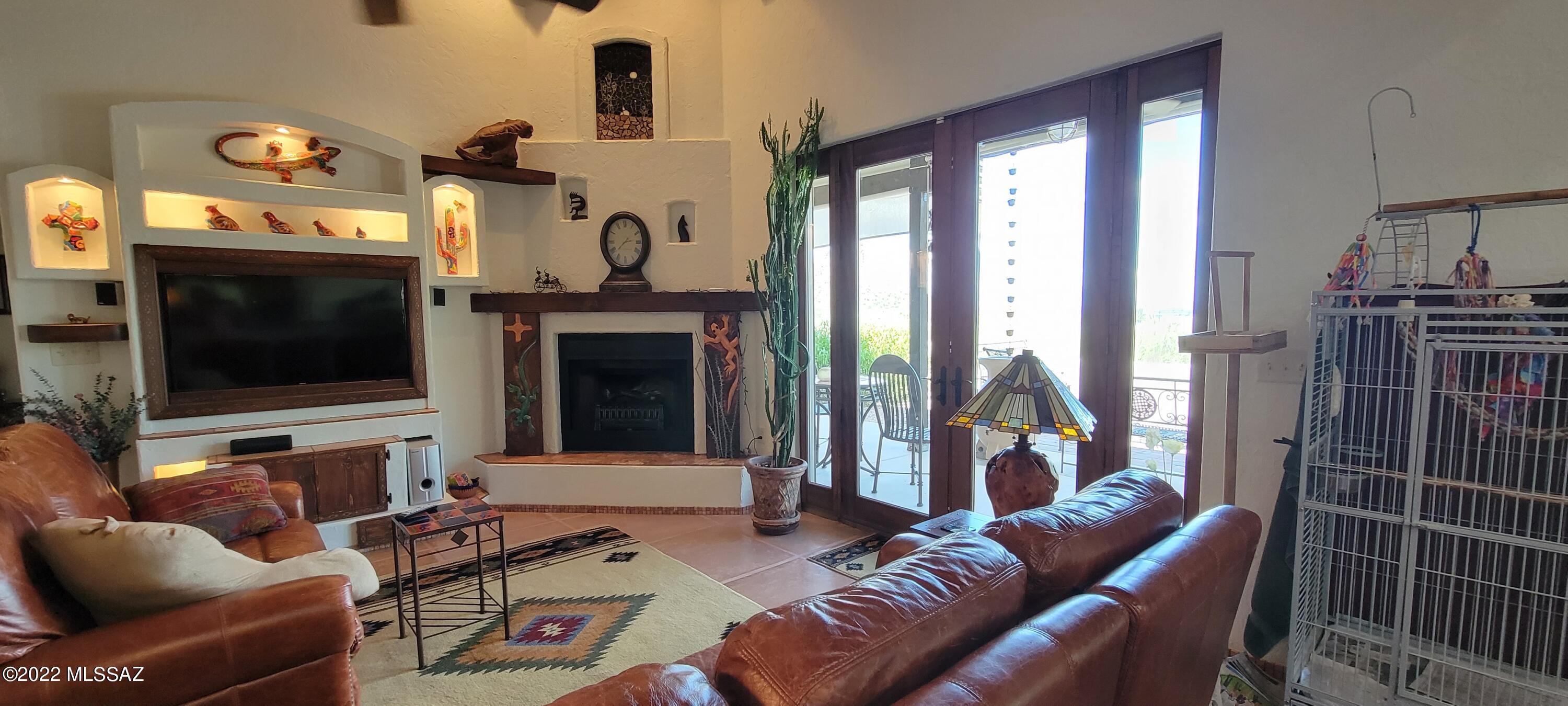 4255 West Milton Road Tucson, AZ 85746 - Photo 6 of 43 Gallery Image 6