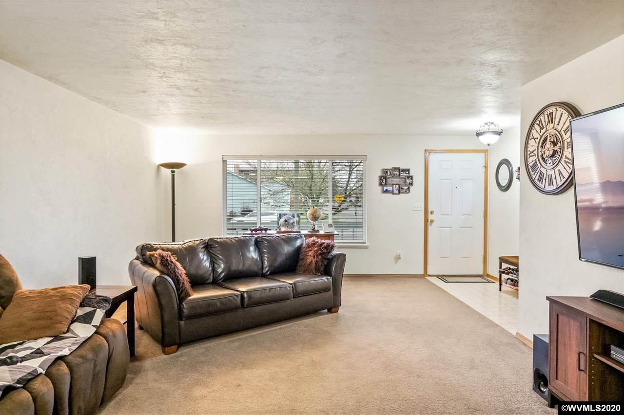 2190 Del Rio Avenue Southeast Albany, OR 97322 - Photo 7 of 32 Gallery Image 7