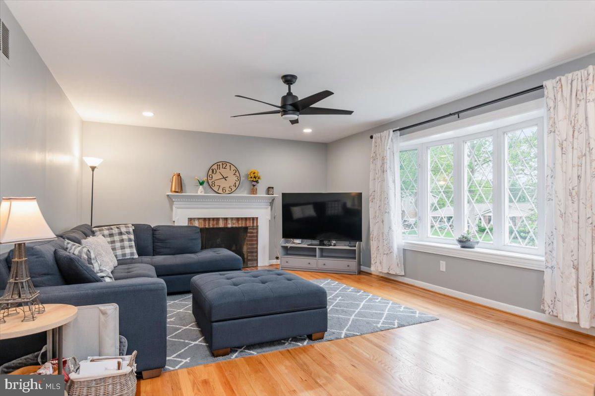 3428 Ramsgate Terrace Alexandria, VA 22309 - Photo 5 of 40