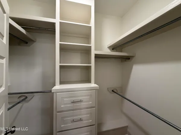 $449,800 | 933 Mullican Road, Florence, MS 39073