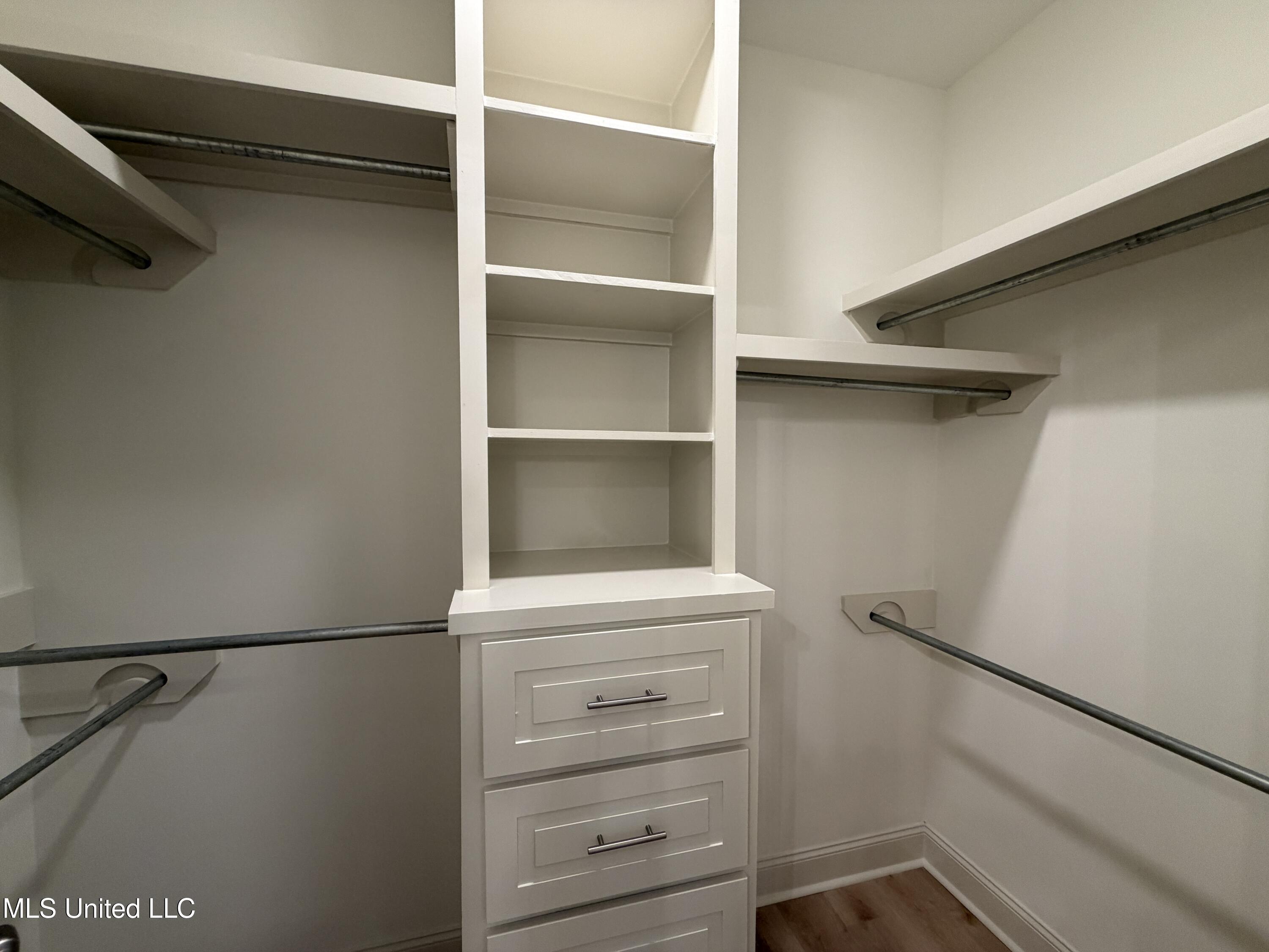 933 Mullican Road Florence, MS 39073 - Photo 24 of 34 IMG_3798(1)