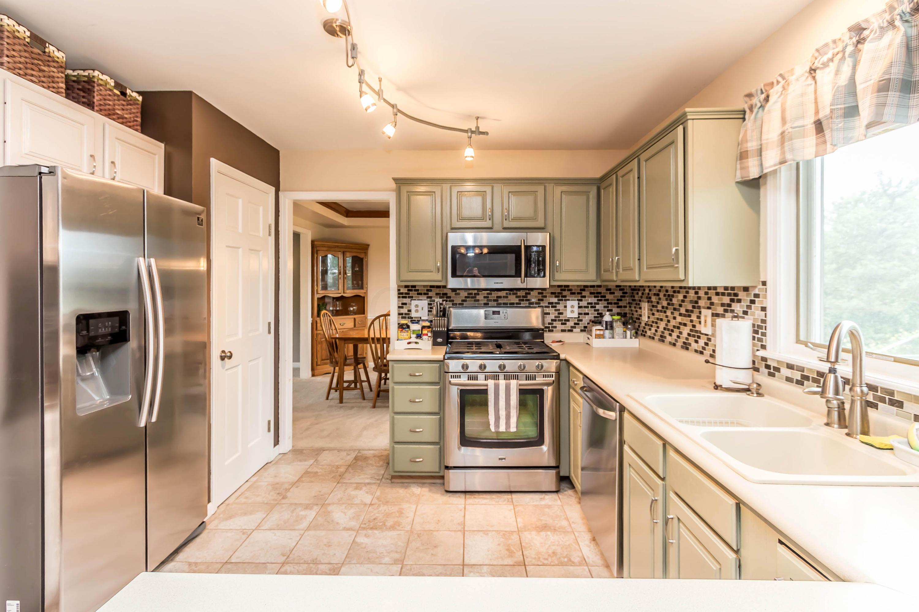 5252 Baker Road Delaware, OH 43015 - Photo 8 of 43