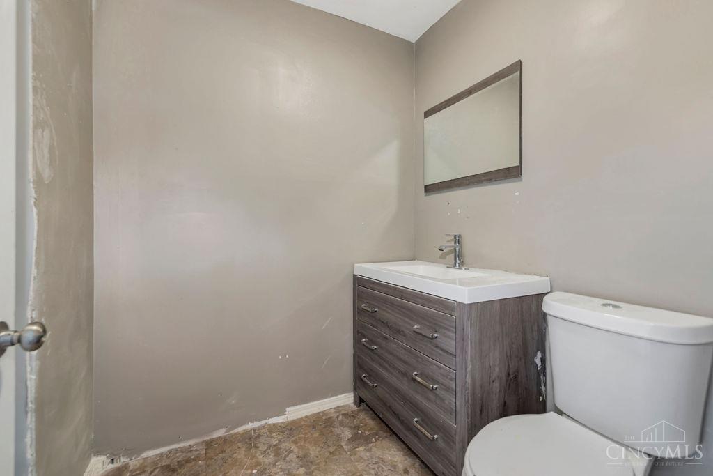 3775 East Taylor School Road Hamilton, OH 45011 - Photo 13 of 38 Gallery Image 13