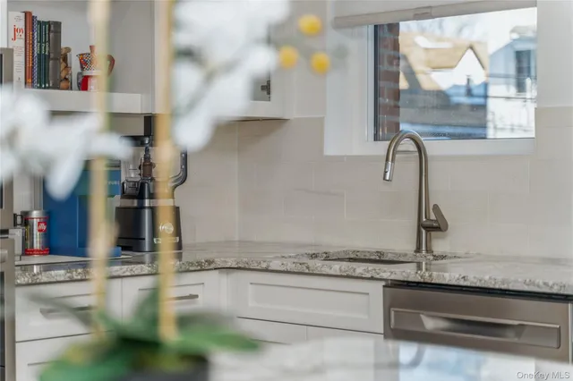 $1,049,000 | 148-39 60th Avenue | Queensboro Hill