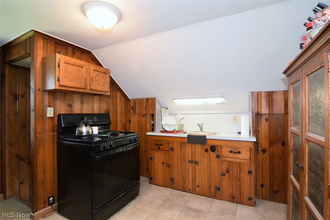 35755 Miles Road Moreland Hills, OH 44022 - Photo 40 of 49