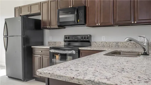 $1,650 | 401 Albatross Court, Unit B, Kissimmee, FL 34759