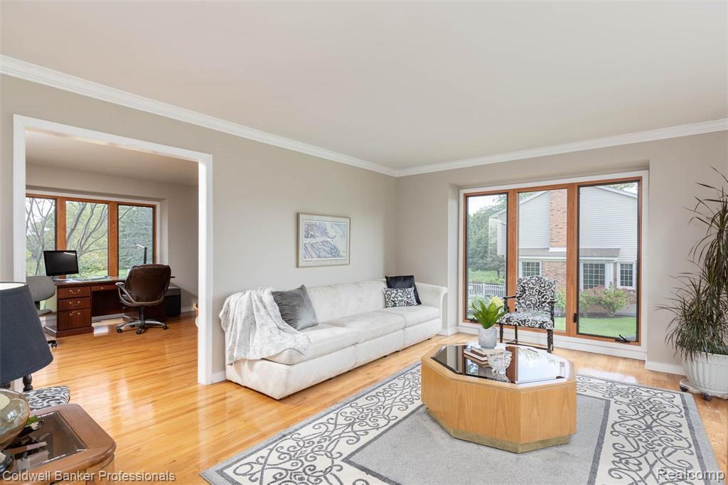 3472 Wedgewood Drive Rochester Hills, MI 48306 - Photo 6 of 46