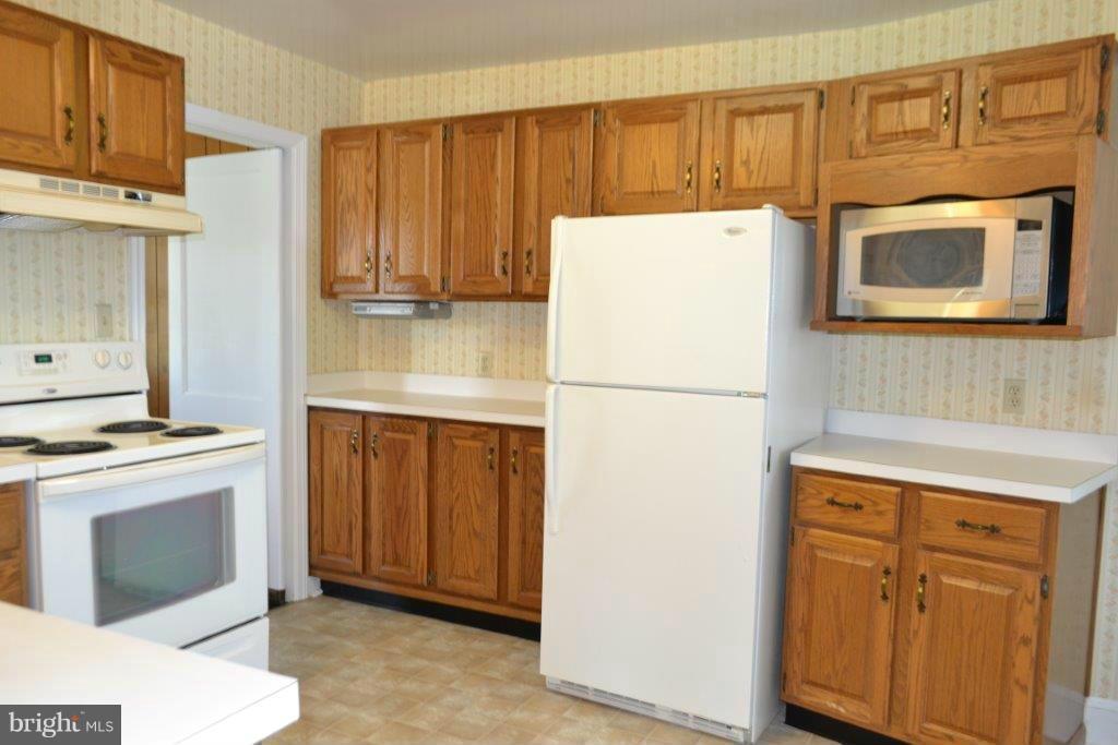 2843 Singerly Road Elkton, MD 21921 - Photo 9 of 30 Abundance Cabinet Space- New vinyl flooring