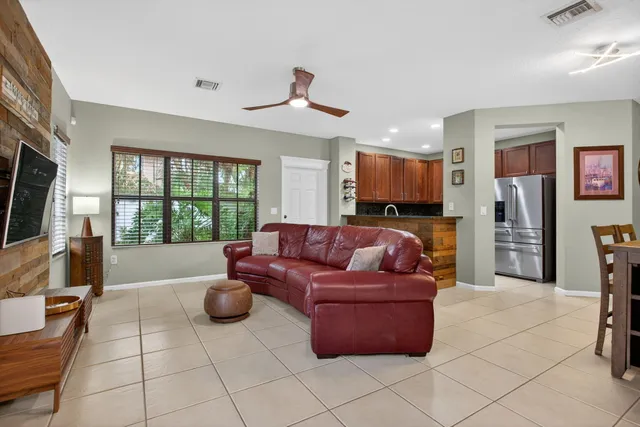 $494,995 | 4751 Grand Cypress Circle North, Pompano Beach, FL 33073