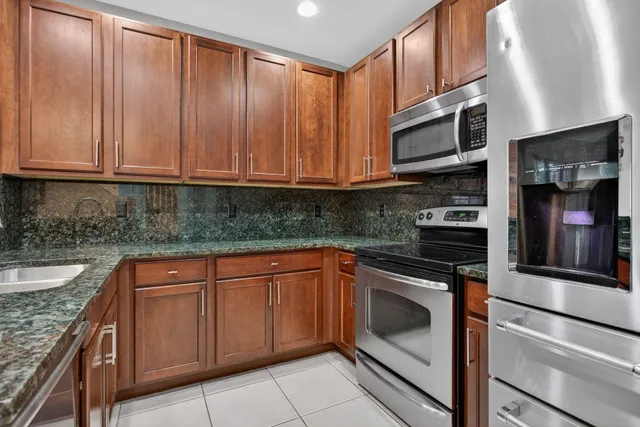 $494,995 | 4751 Grand Cypress Circle North, Pompano Beach, FL 33073