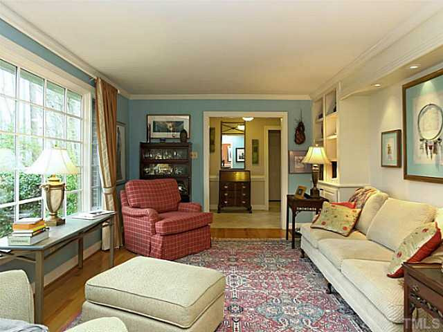 2304 Tyson Street Raleigh, NC 27612 - Photo 3 of 23 Living Room