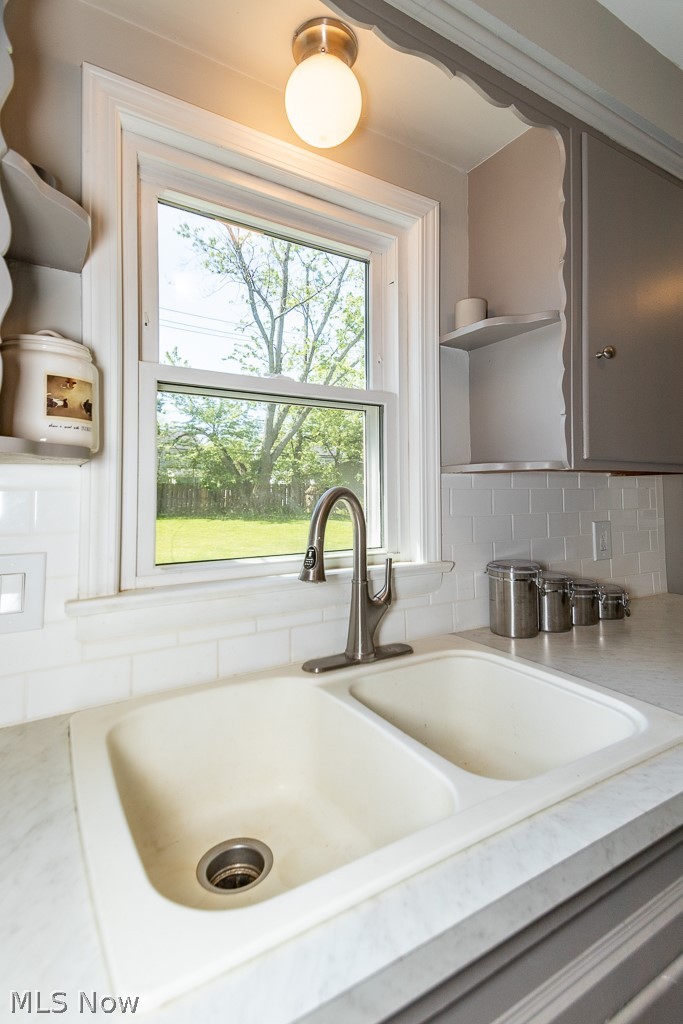 4894 South Sedgewick Road Cleveland, OH 44124 - Photo 19 of 35 Gallery Image 19
