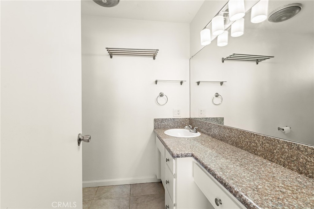 7453 Olympic Road Joshua Tree, CA 92252 - Photo 23 of 39