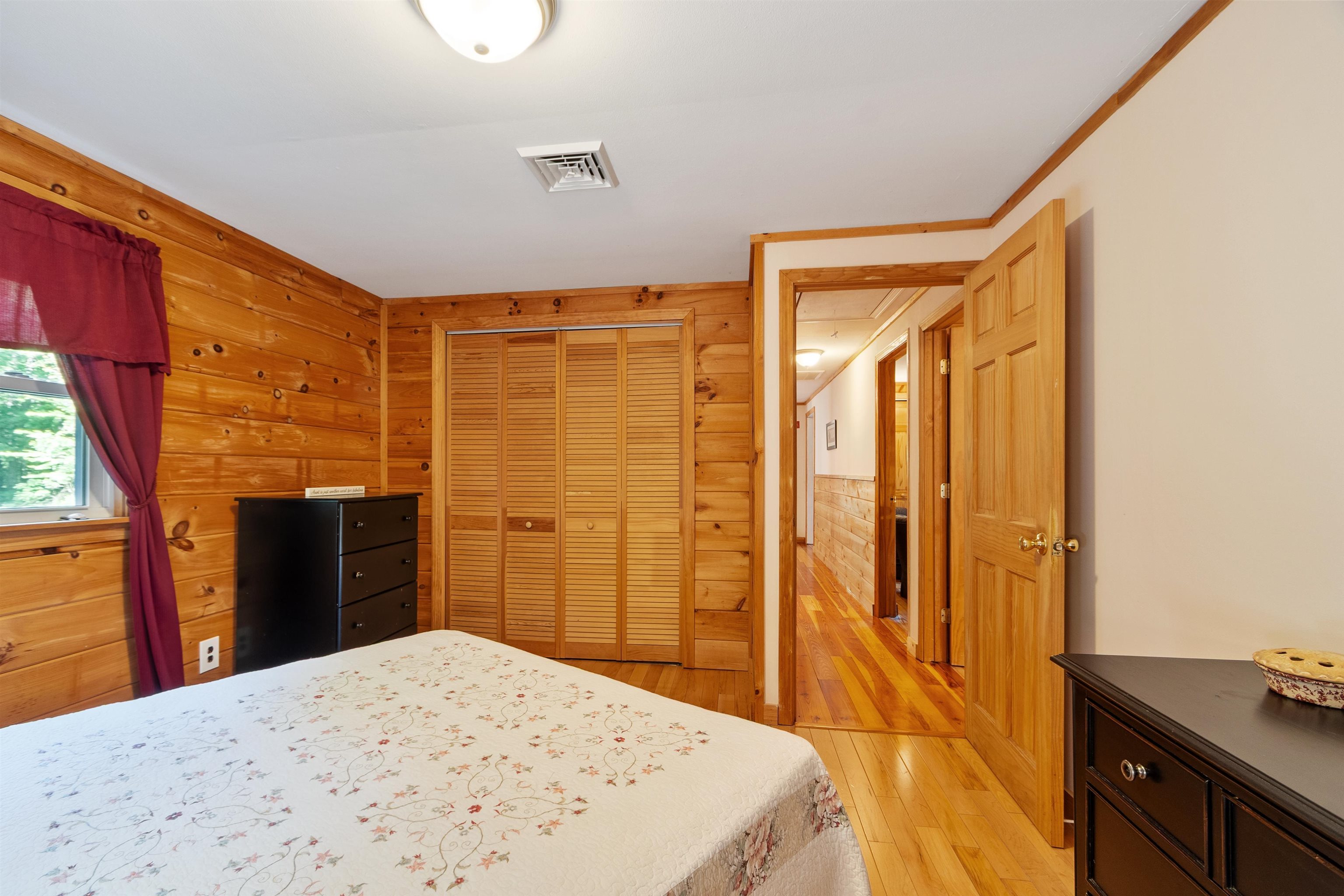 7 Al Street Derry, NH 03038 - Photo 31 of 35