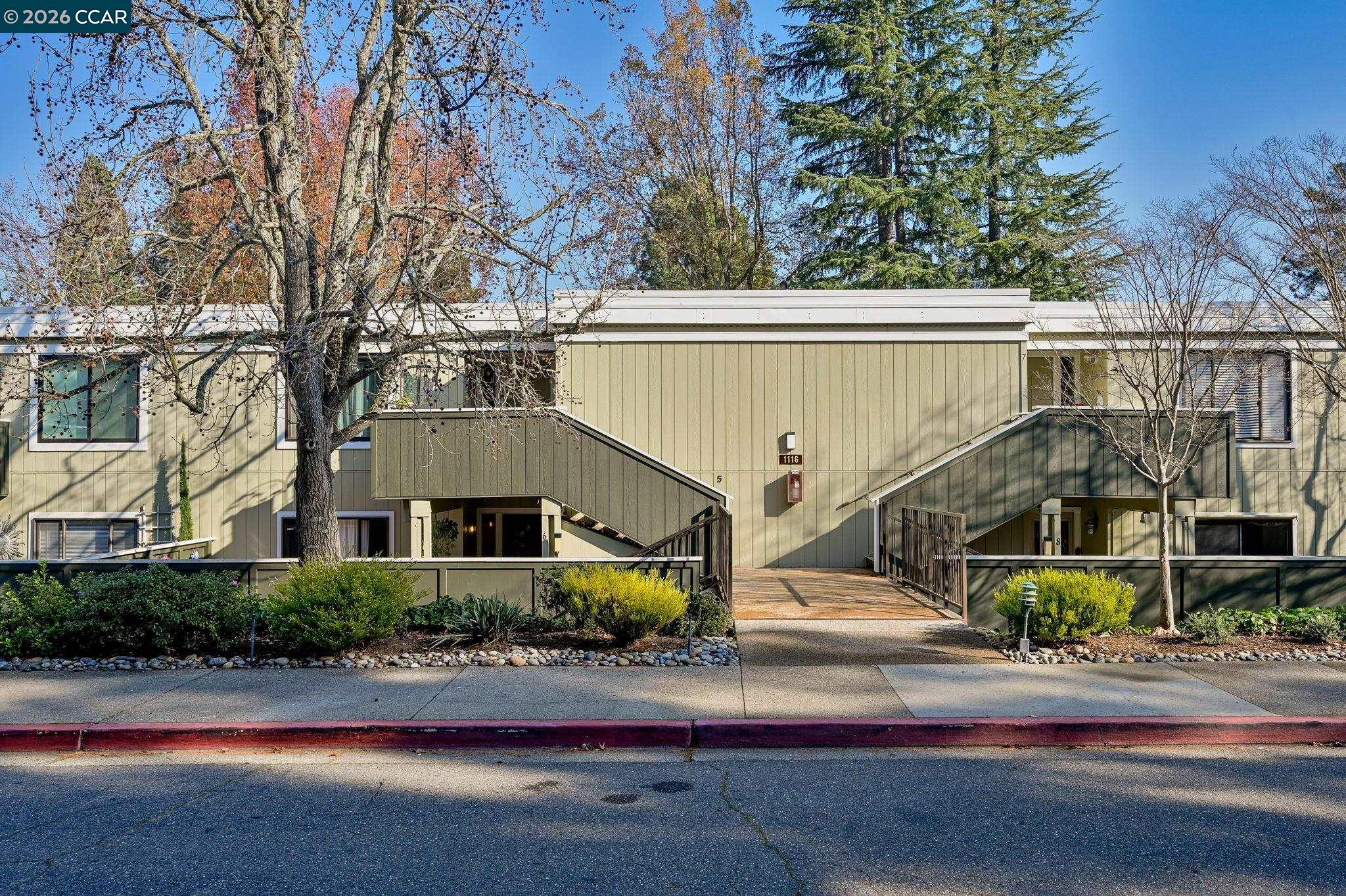 1116 Running Springs Road, Unit 6 Walnut Creek, CA 94595 - Photo 5 of 38 Gallery Image 5