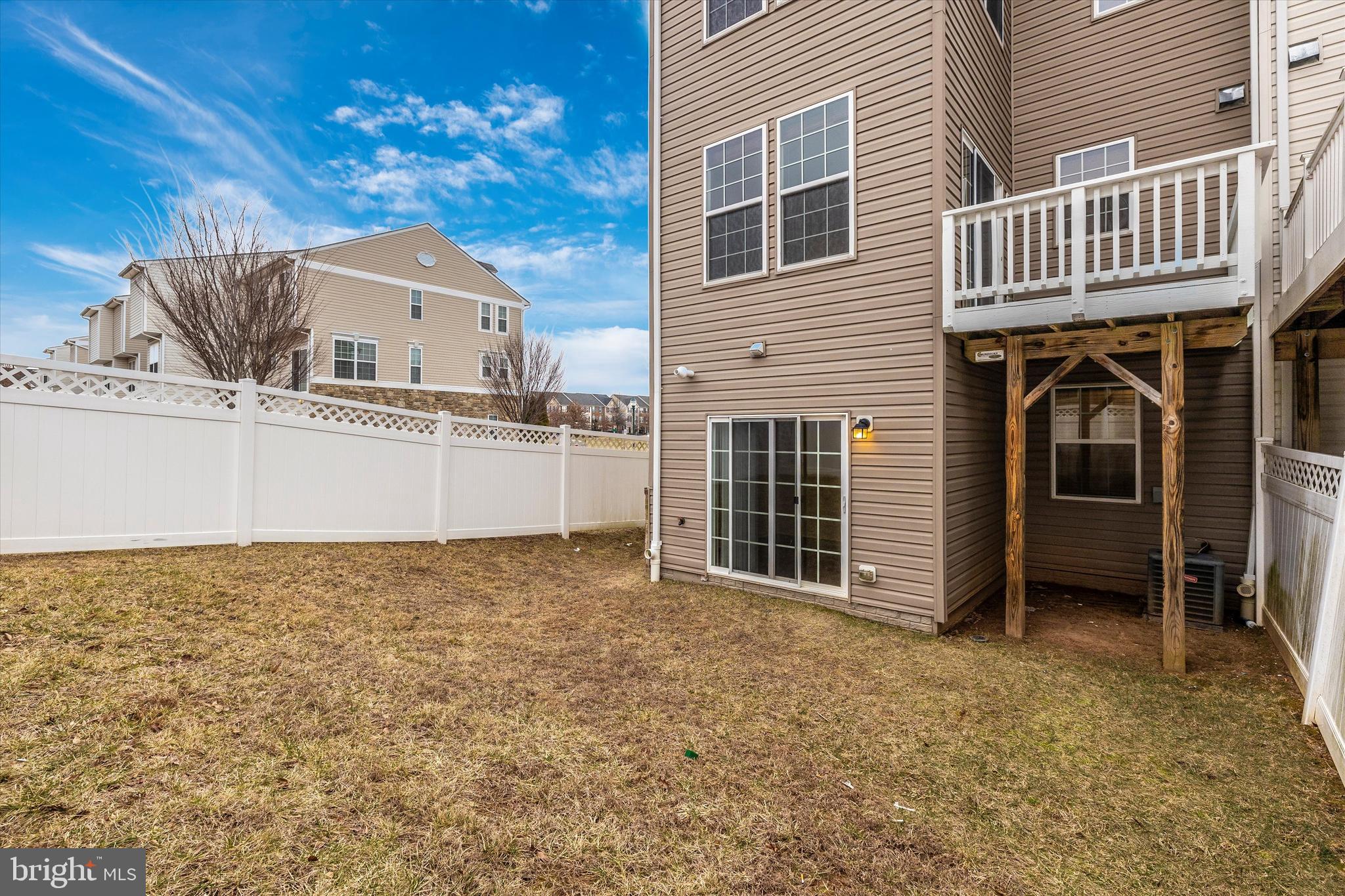 23036 Meadow Mist Road Clarksburg, MD 20871 - Photo 13 of 24 Gallery Image 13