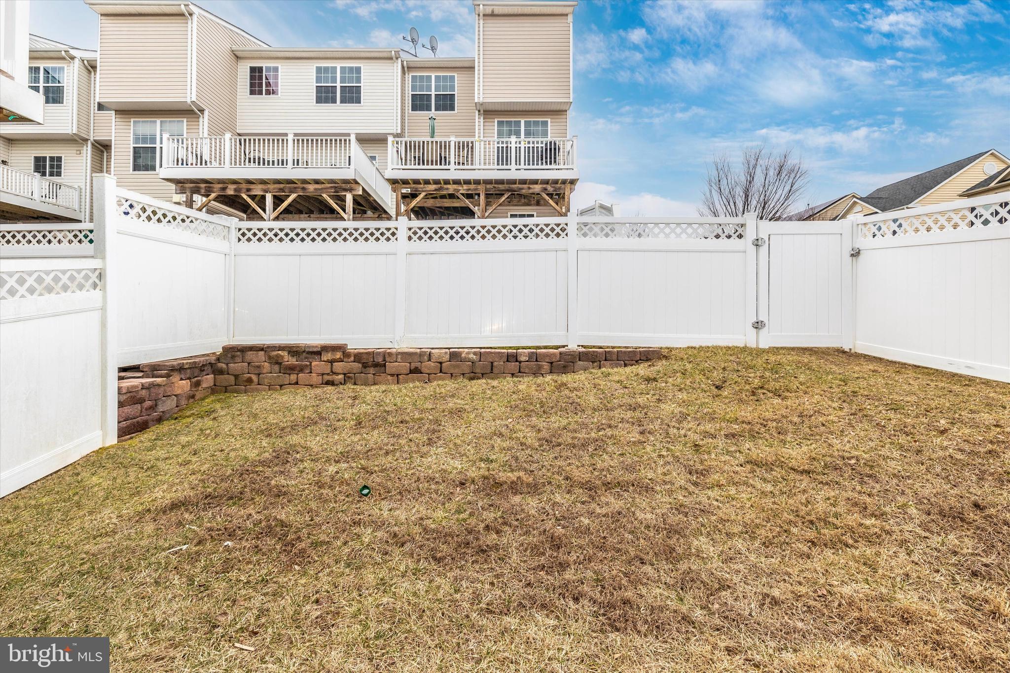 23036 Meadow Mist Road Clarksburg, MD 20871 - Photo 15 of 24 Gallery Image 15