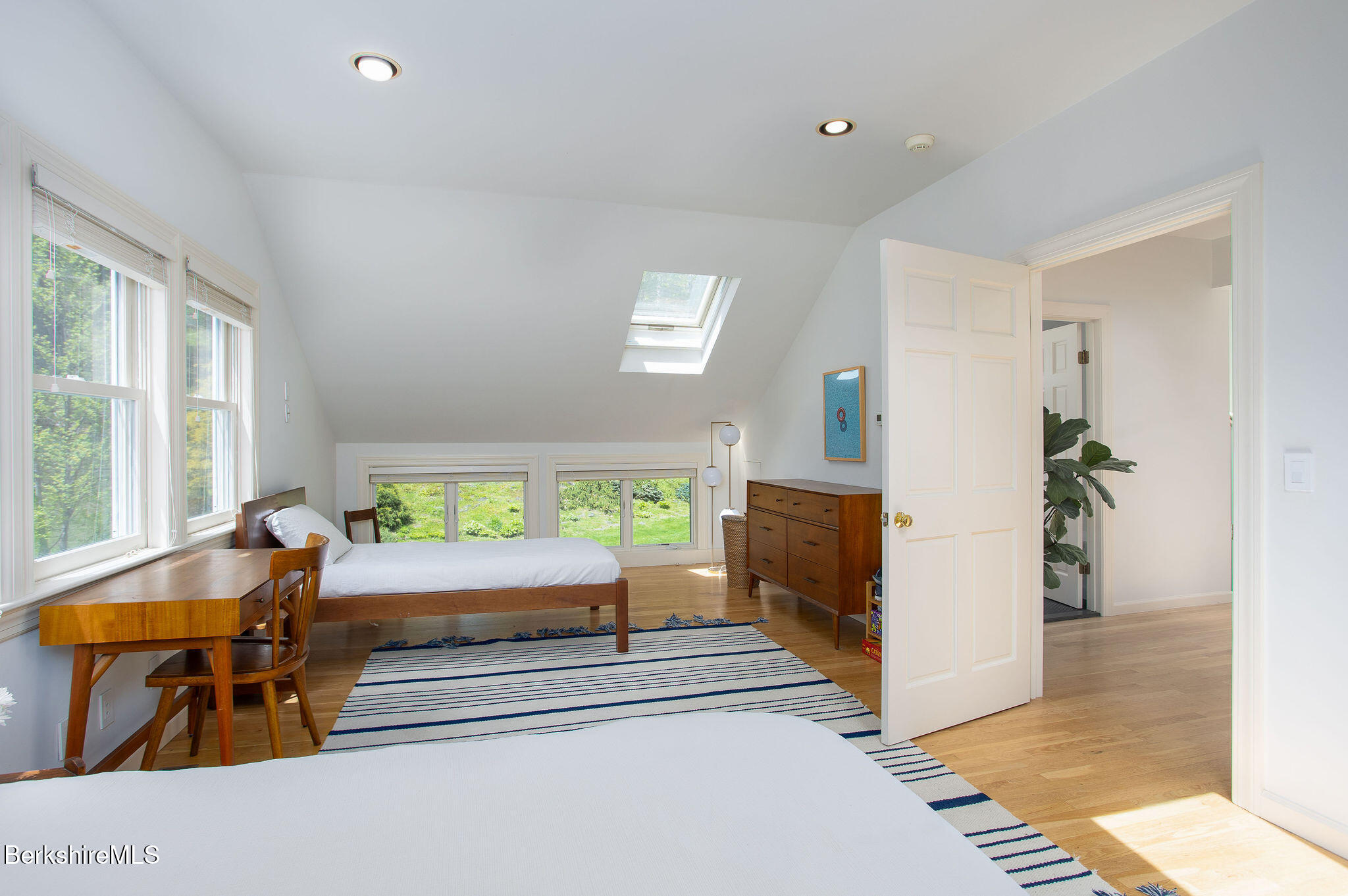 109 Under Mountain Road Lenox, MA 01240 - Photo 34 of 53 0044