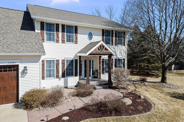 $530,000 | 12381 71st Avenue, Blue Grass, IA 52726