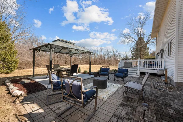 $530,000 | 12381 71st Avenue, Blue Grass, IA 52726