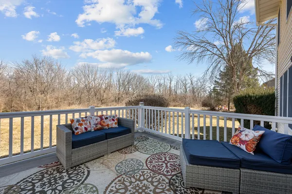 $530,000 | 12381 71st Avenue, Blue Grass, IA 52726