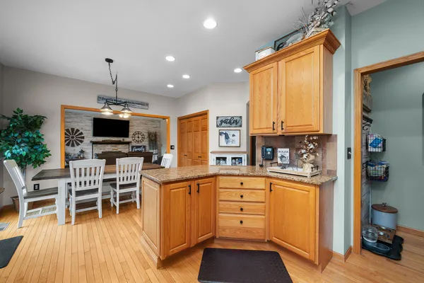 $530,000 | 12381 71st Avenue, Blue Grass, IA 52726