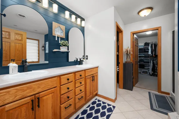 $530,000 | 12381 71st Avenue, Blue Grass, IA 52726