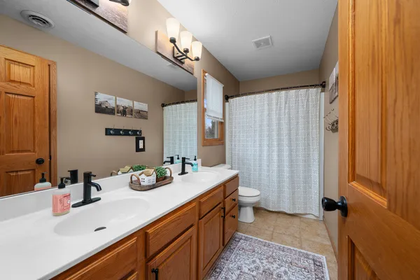 $530,000 | 12381 71st Avenue, Blue Grass, IA 52726