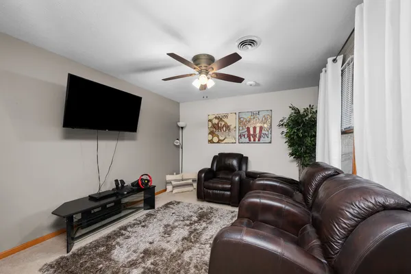 $530,000 | 12381 71st Avenue, Blue Grass, IA 52726