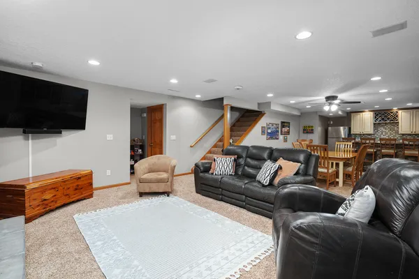 $530,000 | 12381 71st Avenue, Blue Grass, IA 52726