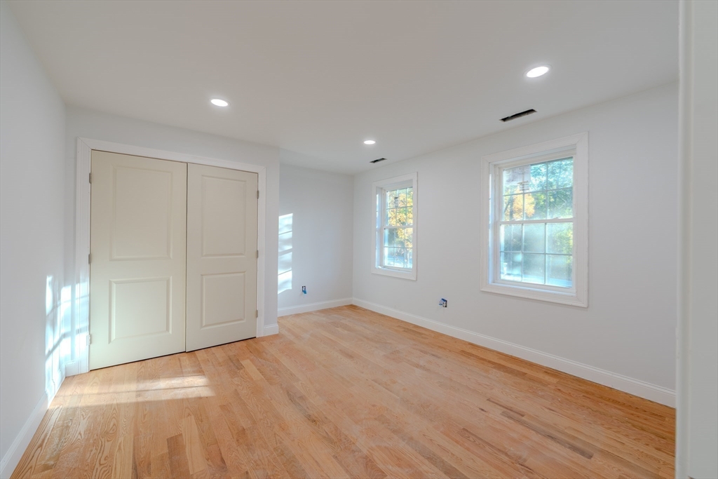 24 Townsend Road Shirley, MA 01464 - Photo 20 of 34