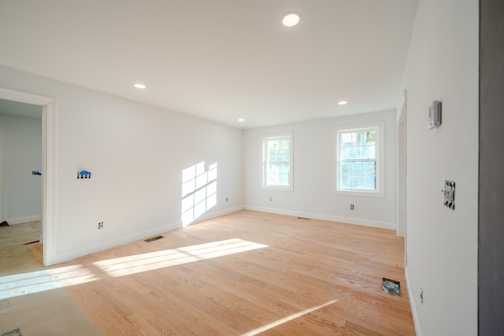 24 Townsend Road Shirley, MA 01464 - Photo 10 of 34