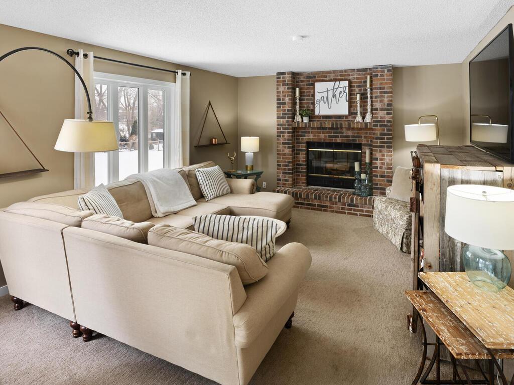 266 Cherry Hill Trail Medina, MN 55340 - Photo 17 of 55