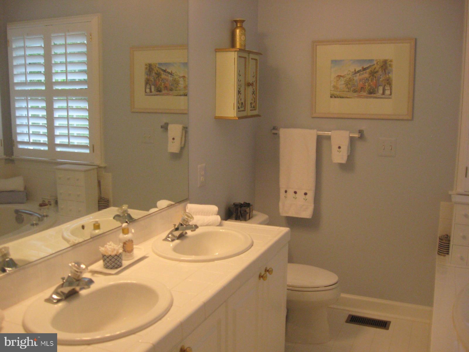 70 Barrington Road Bel Air, MD 21014 - Photo 23 of 29 Bath (Master)