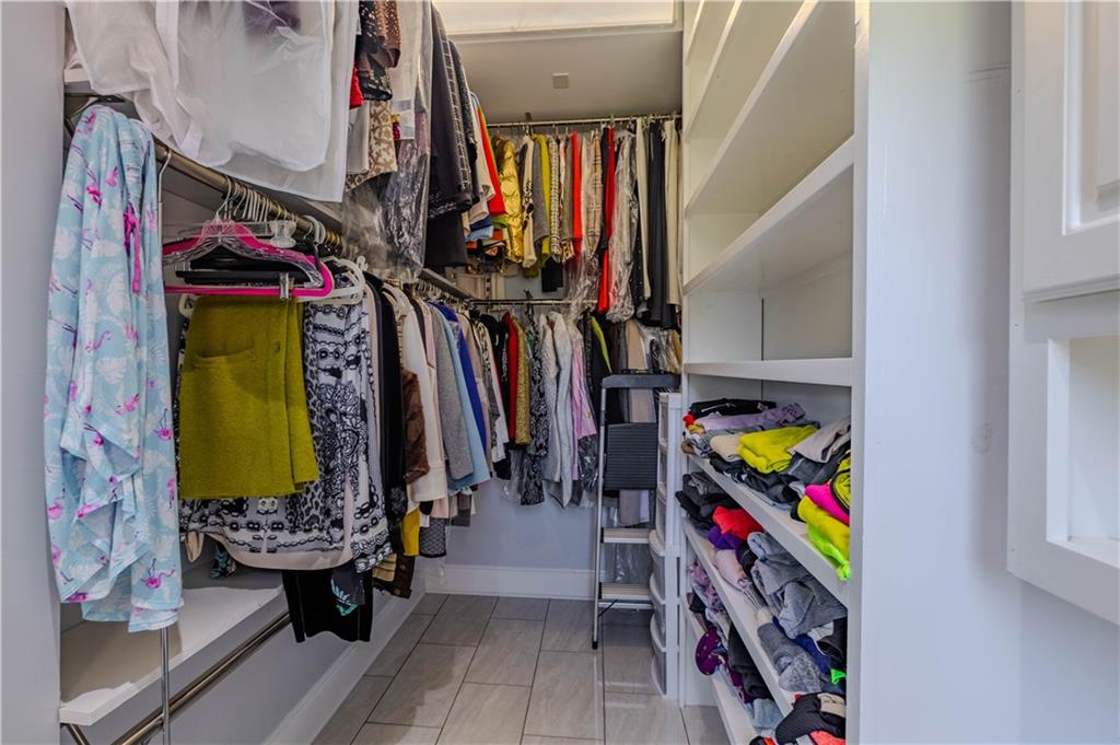48 Fox Croft Road Rome, GA 30165 - Photo 39 of 69 a view of walk in closet with clothes
