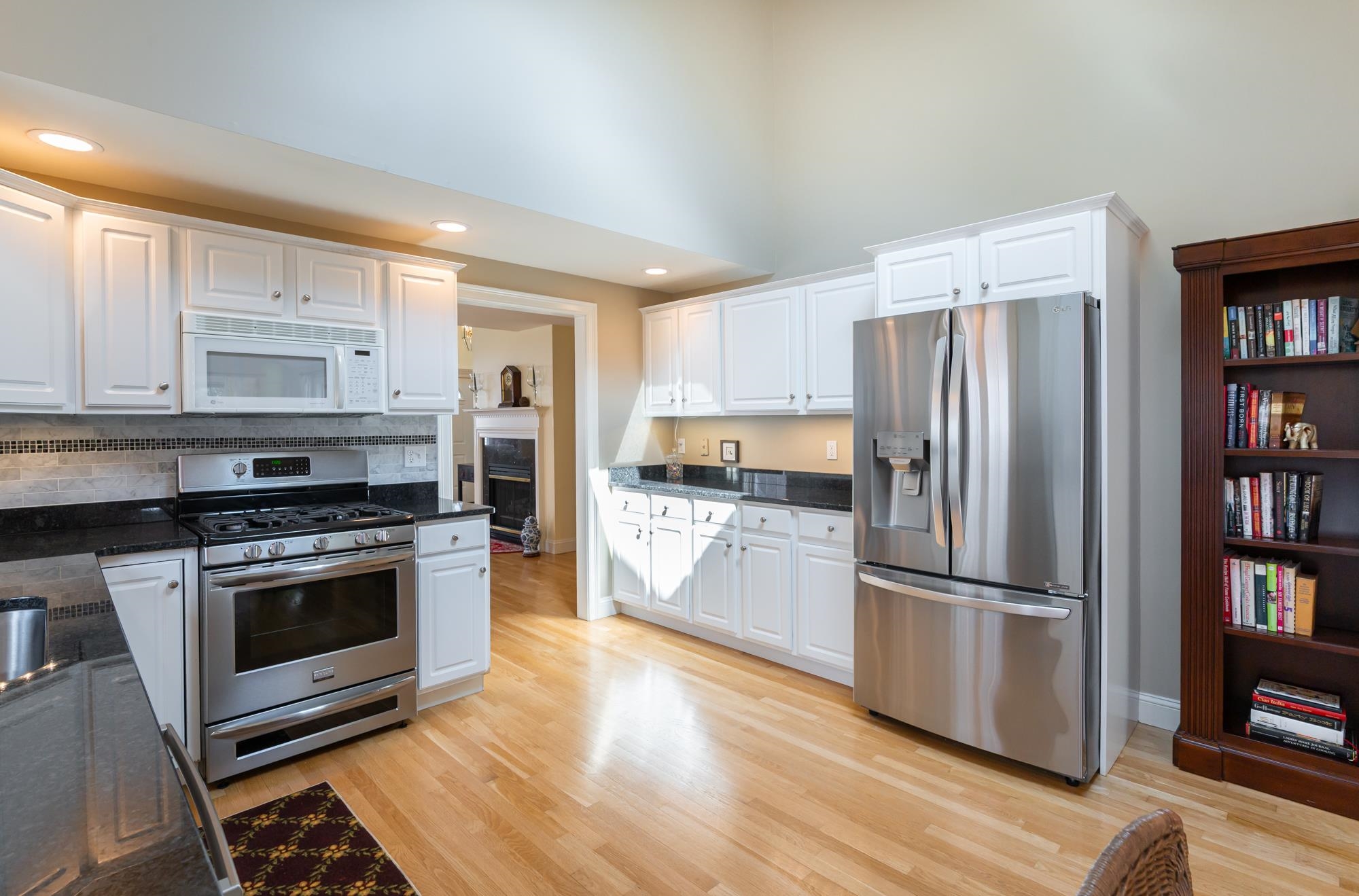 33 Hampton Meadows Hampton, NH 03842 - Photo 14 of 51