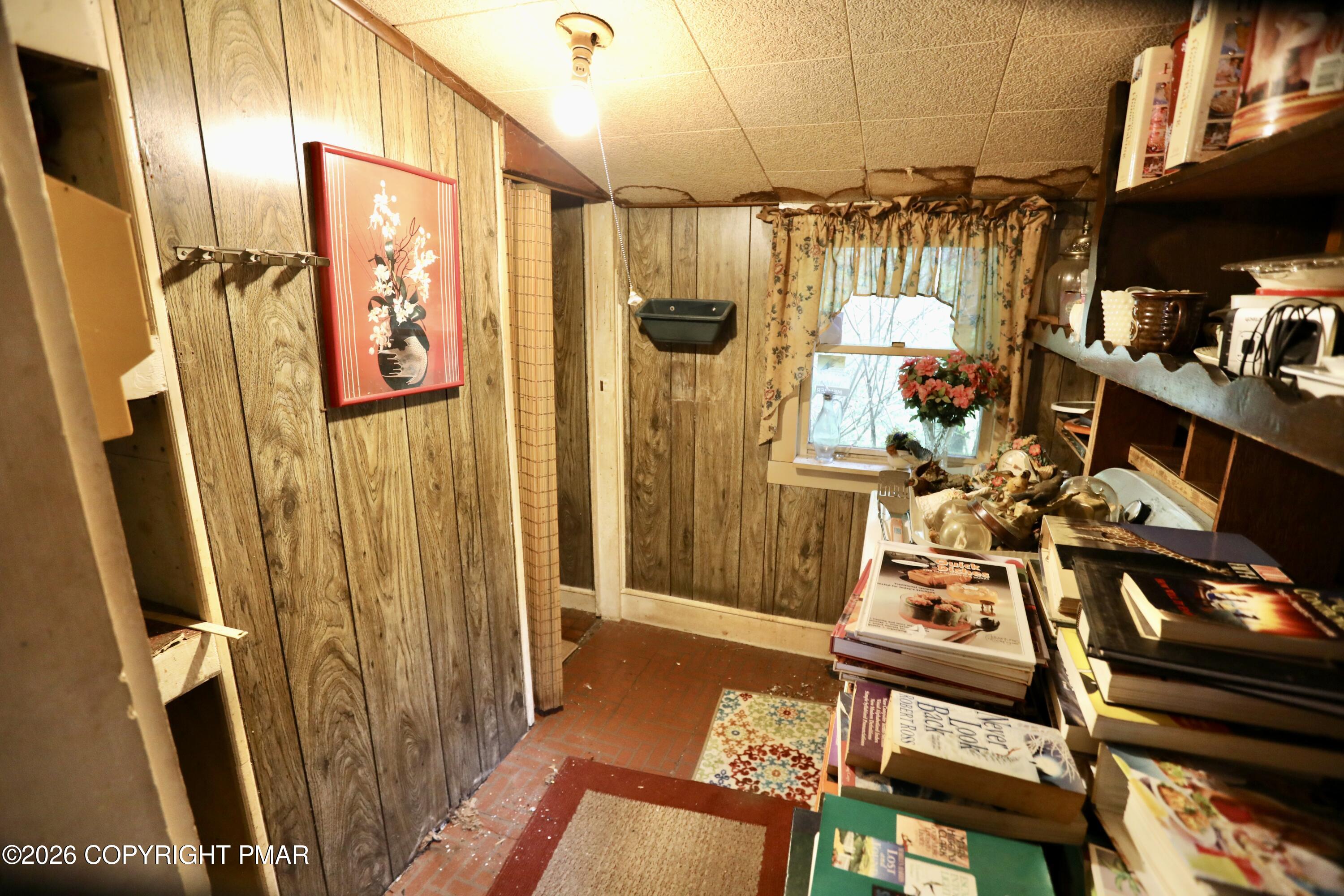 2537 Mountain Road Stroudsburg, PA 18360 - Photo 8 of 30 462A1887