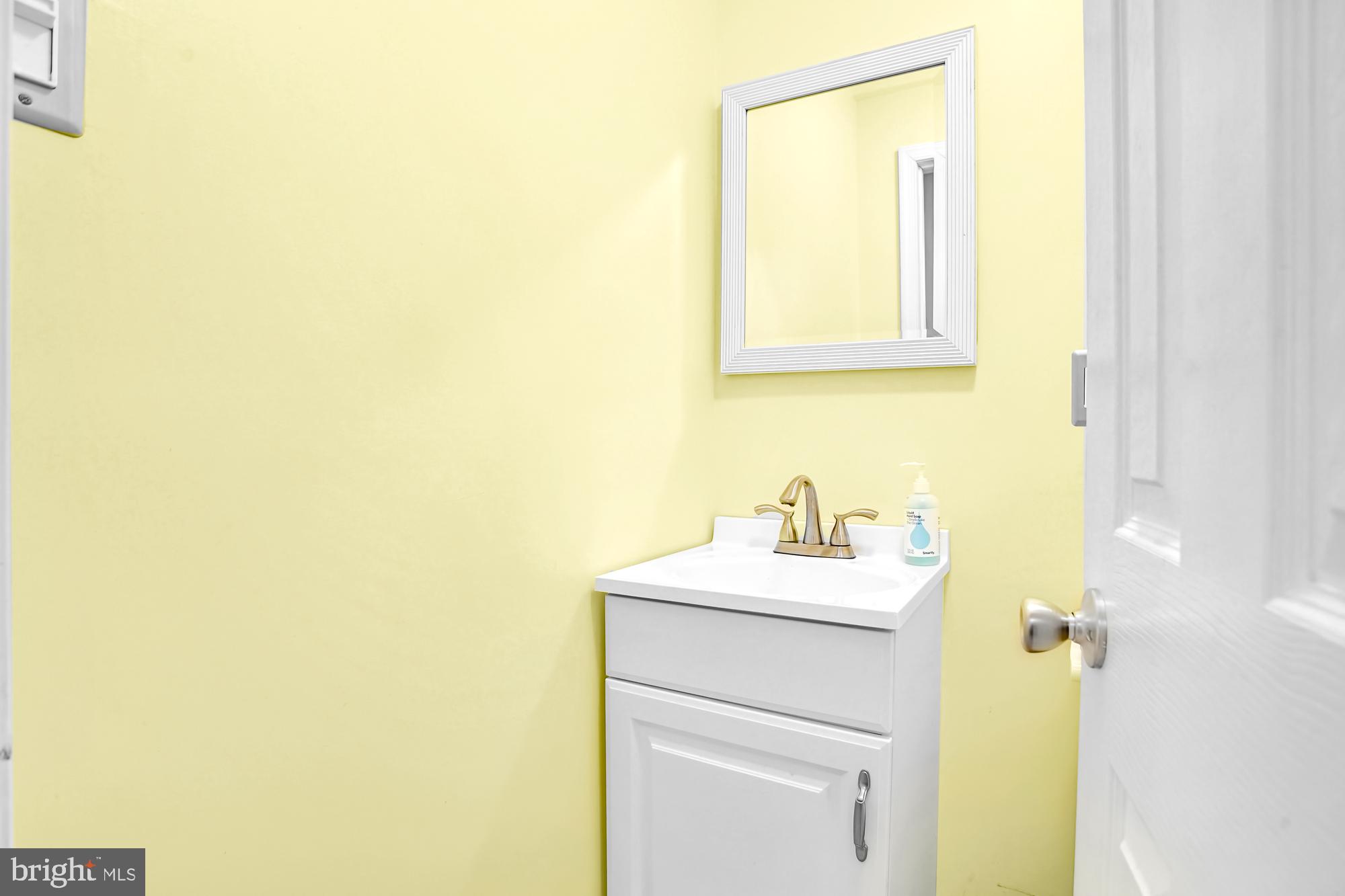 11700 Telfair Road Philadelphia, PA 19154 - Photo 22 of 27 Bathroom